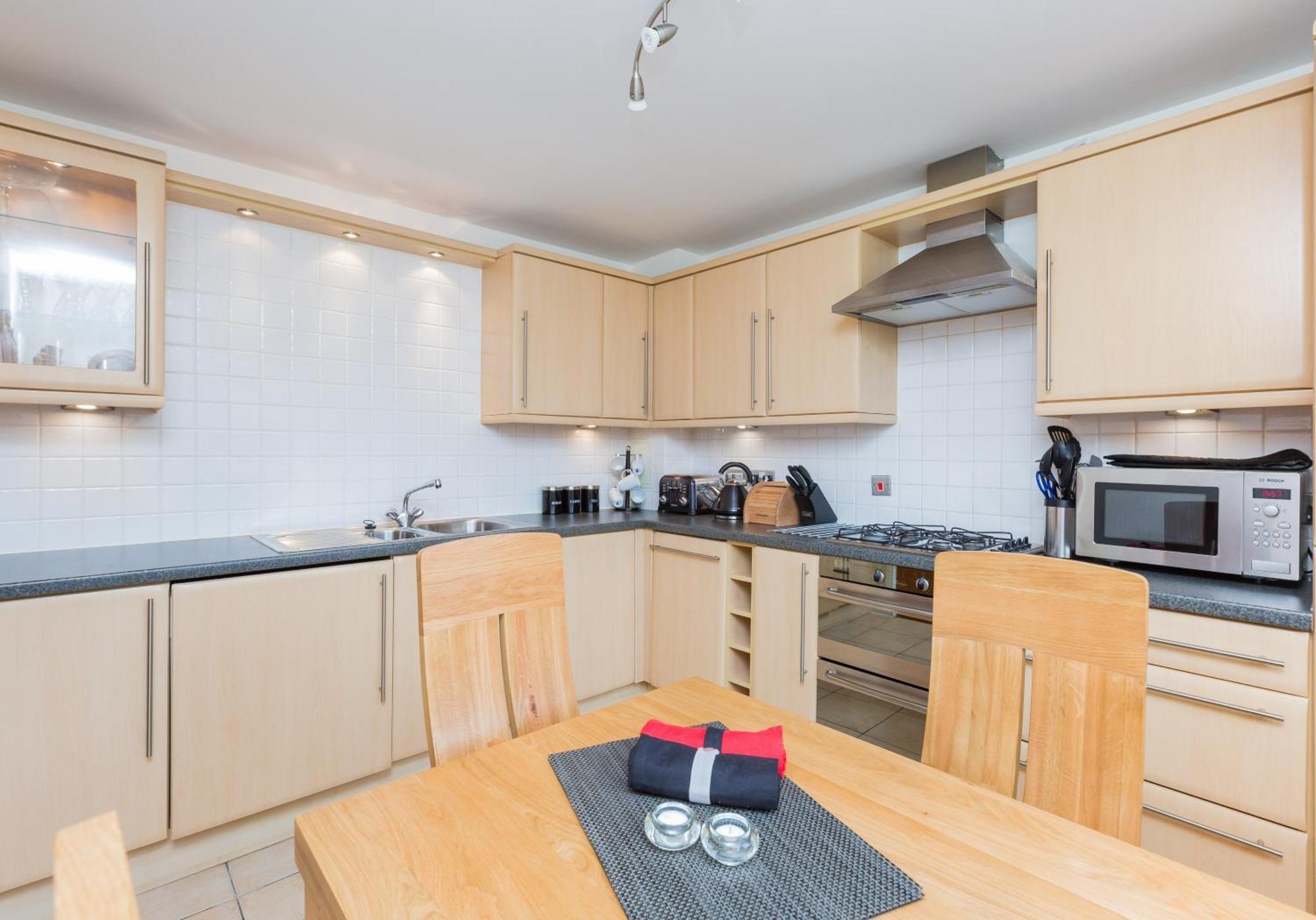 Апартаменти Old Tolbooth Wynd - 388 Единбург Екстер'єр фото
